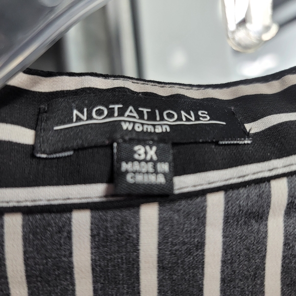 Pinstripe button down B&W - Picture 3 of 5